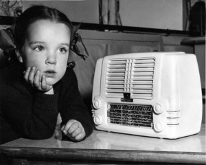 listening-to-radio-kids-otrcat.com